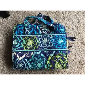 Vera Bradley toiletry travel bag
